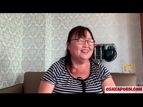 ❤️ Mama japoneză grasă își arată sânii uriași și se bucură de o jucărie sexuală. O mamă asiatică de 51 de ani vorbește despre experiența ei sexuală. Yukiko 1 OSAKAPORN milf grasă. ❤  at us ro.fullsexmovs.ru ﹏